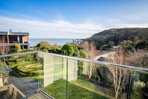 Property grounds - Avalon - Luxurious 4 Bedroom - Saundersfoot (Saundersfoot)
