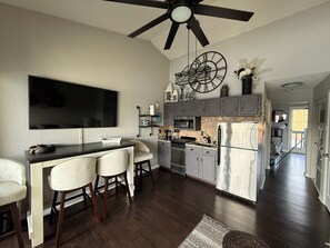 Fridge, microwave, oven, stovetop - Welcome to Your Lakefront Retreat (Osage Beach)