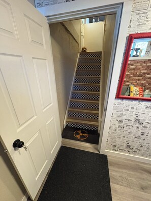 Interior - Newly renovated, fully furnished, spacious basement suite. Pet friendly! (Legal)