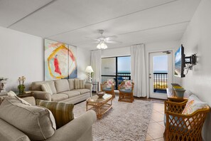 TV - Beachfront 12th Floor Condo w/ Resort Pools & View (South Padre Island)