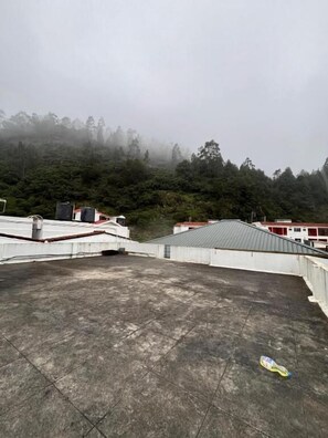 Property grounds - Blessing holidays  (Ooty)