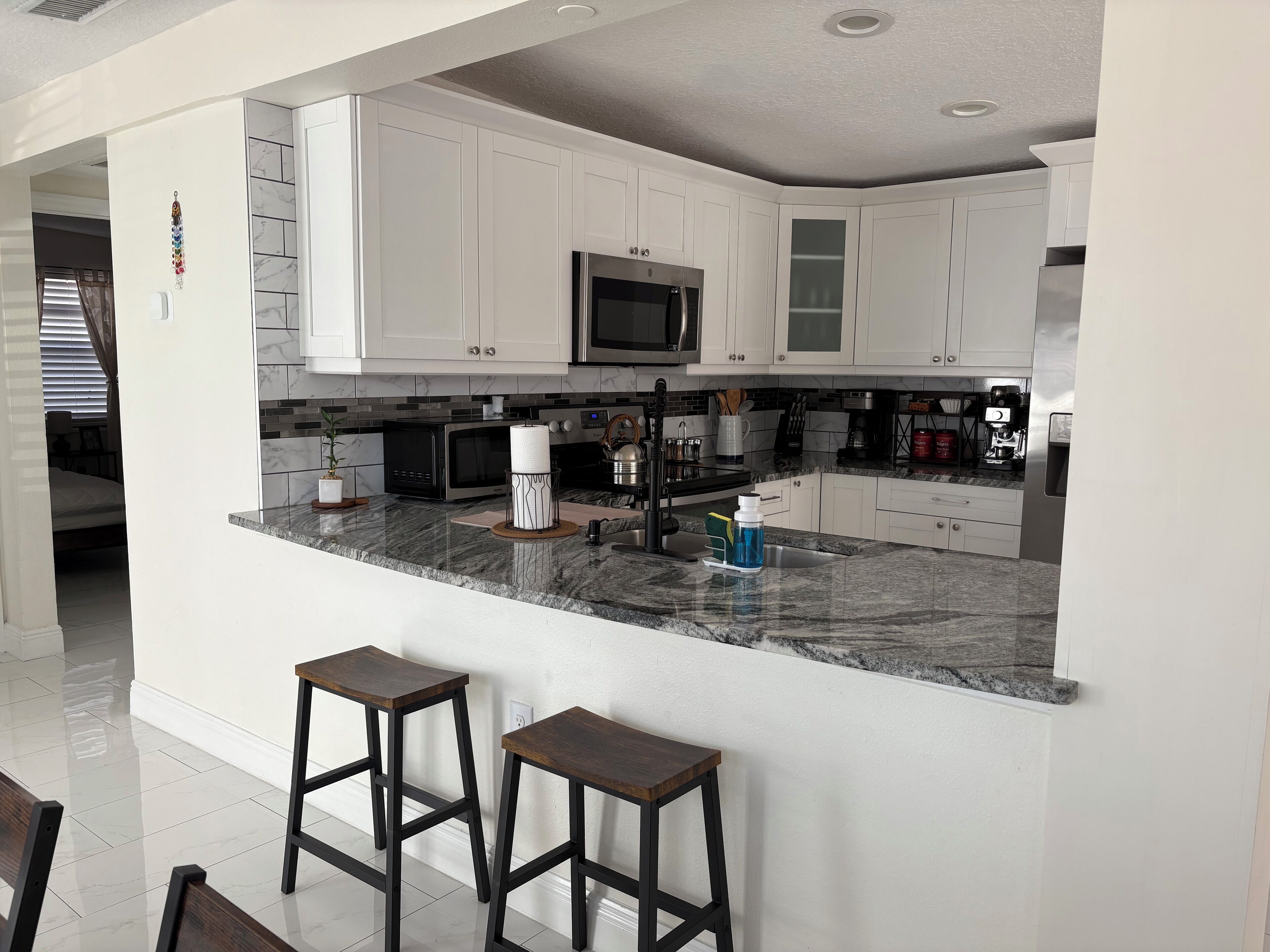 Microondas, horno y parrilla de estufa 