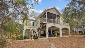 Exterior - River Bend Cottage on the Suwannee River (Bell)