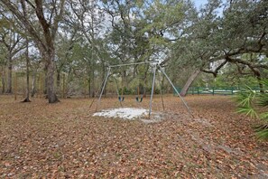 Children’s area - River Bend Cottage on the Suwannee River (Bell)