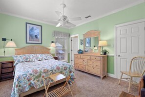3 habitaciones, escritorio, wifi y ropa de cama 