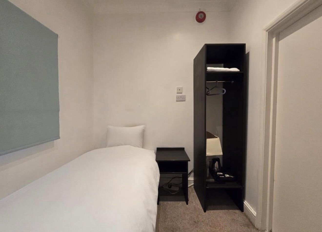 Iron/ironing board, free WiFi