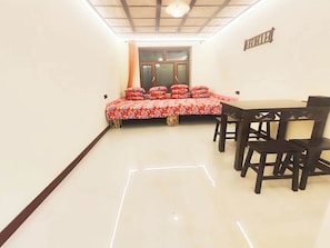 Romantic Quadruple Room, Valley View - Snow Valley Ma Hua Inn (Harbin)