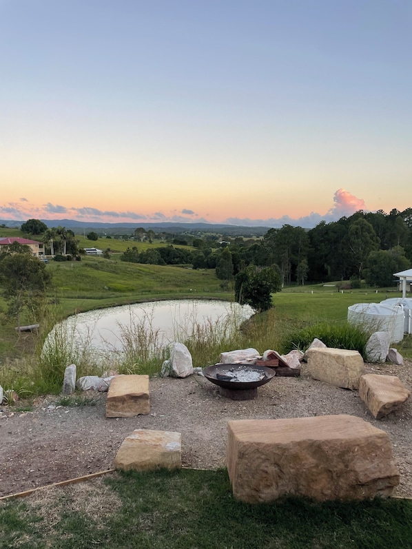 Property grounds - Mary Valley Magic -Noosa & Rainbow beach base, hinterland views, country quiet (Lagoon Pocket)