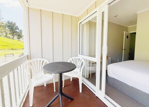 10 chambres, Wi-Fi, literie fournie, accessible en fauteuil roulant