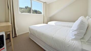 10 habitaciones, wifi y ropa de cama