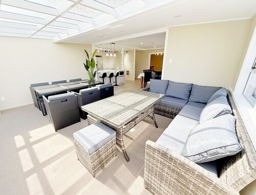 Rural Retreat with 10 Ensuite Rooms,Hunting,Fishing&Nature Escape-Far north NZ