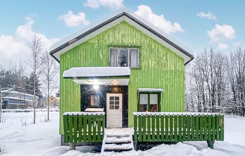 Haustierfreundliches Haus mit 3 Schlafzimmern in Kristineberg