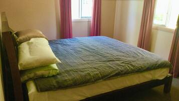 3 Schlafzimmer, Bügeleisen/Bügelbrett, Bettwäsche