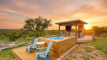 Bañera de hidromasaje exterior