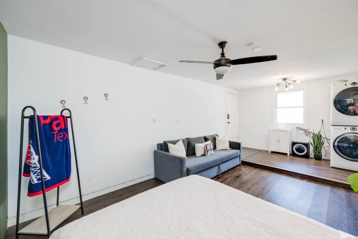 8 bedrooms, iron/ironing board, travel crib, WiFi