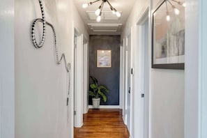 Interior - Two Houses, POOL, shared backyard 8bed/4bath (Blanco)