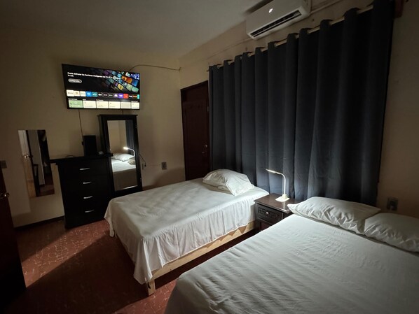 3 Schlafzimmer, Bügeleisen/Bügelbrett, Internetzugang, Bettwäsche