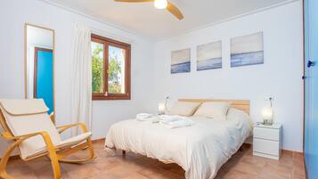 3 habitaciones, tabla de planchar con plancha y wifi gratis