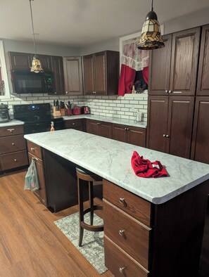 Micro-ondas, fogão, cooktop, lava-louças