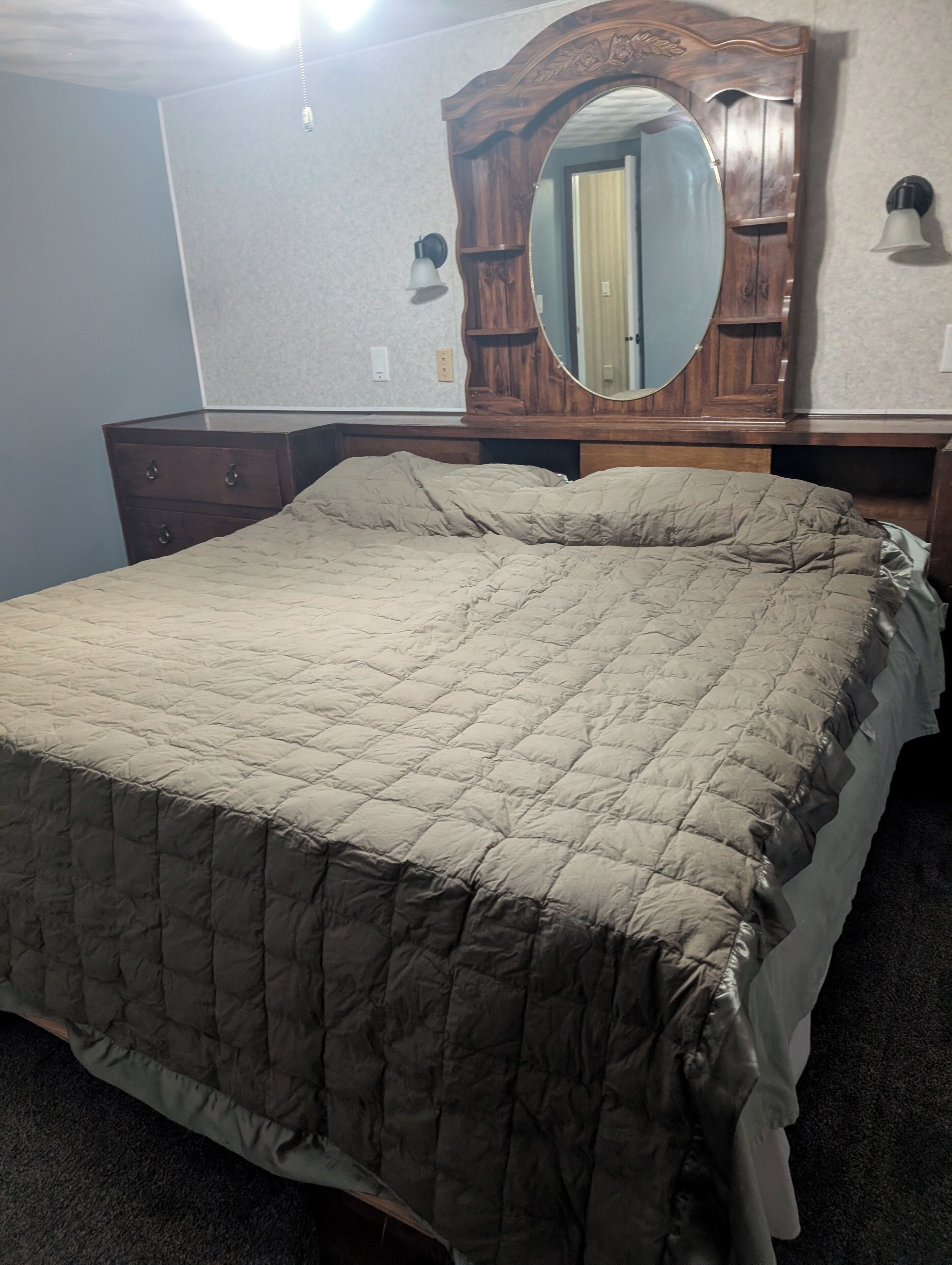 5 Schlafzimmer, Bügeleisen/Bügelbrett, WLAN, Bettwäsche