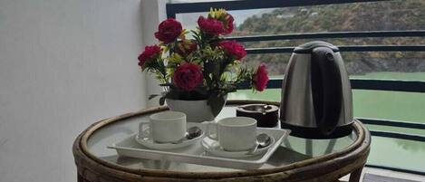 Rollaway beds, free WiFi, bed sheets