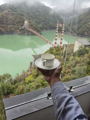 View from property - Selfie Point Hotel & Restaurant Cafe (Jakhnidhar)