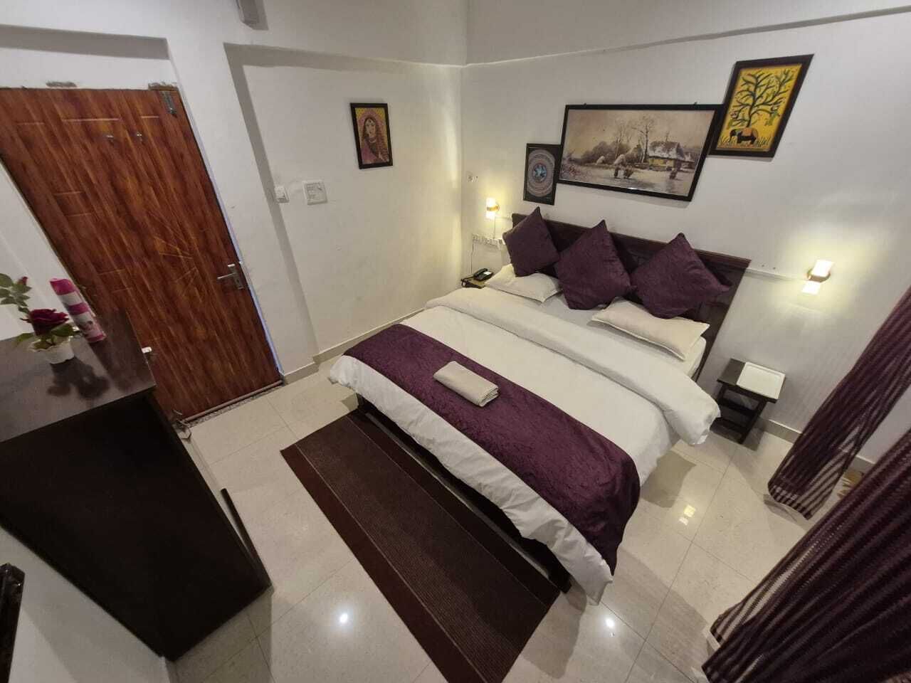 Standard Room | Rollaway beds, free WiFi, bed sheets