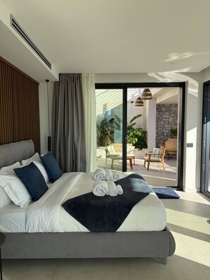 In-room safe, iron/ironing board, free WiFi, bed sheets - Taormina Secret Pool - Taormina Secret Pool (Taormina)