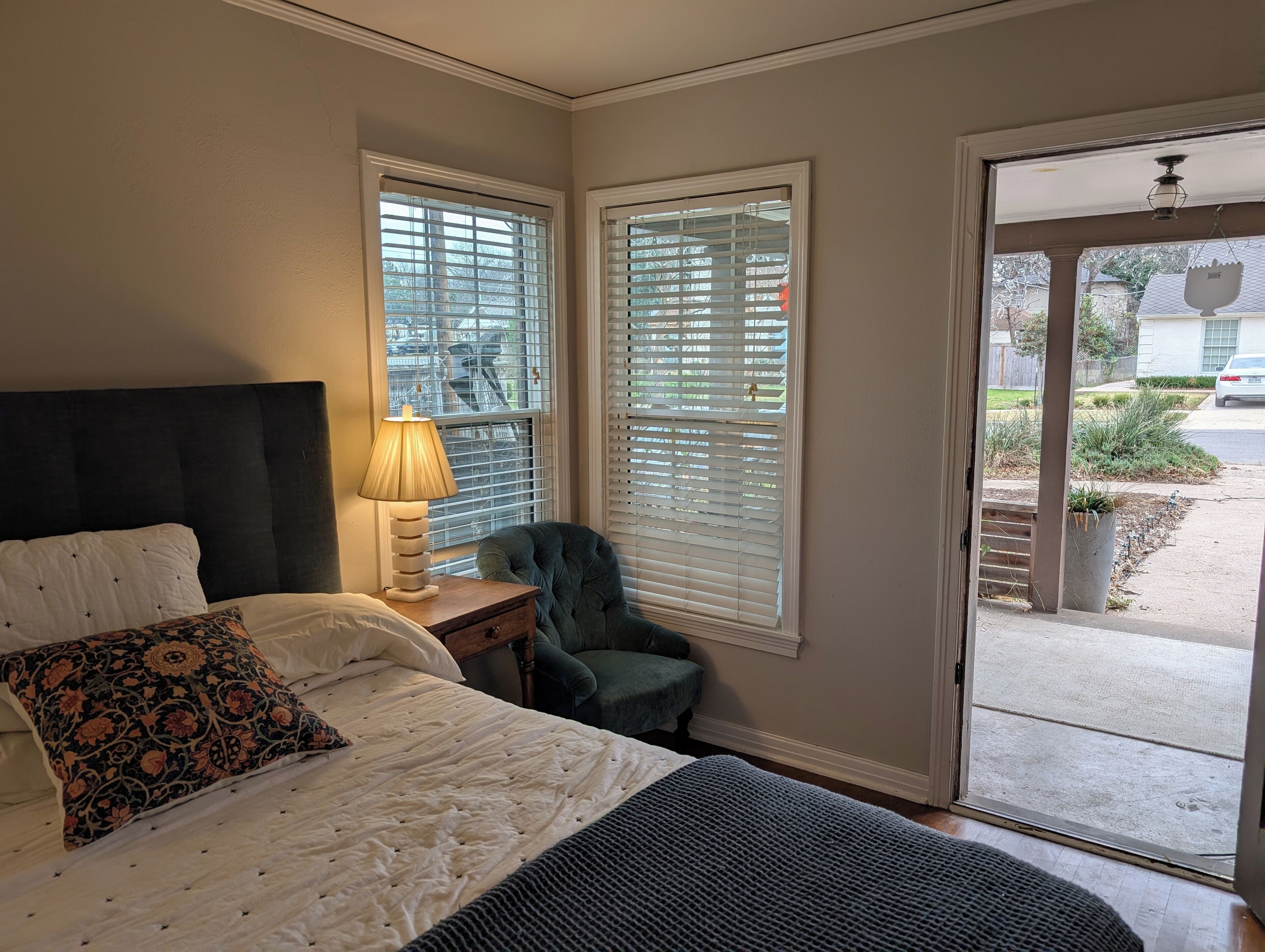 WiFi、ベッドシーツ