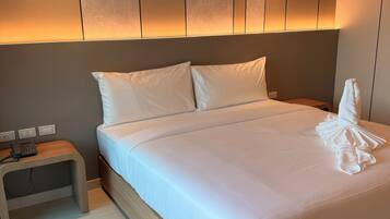 Chambre Deluxe avec lits jumeaux | Literie de qualité supérieure, bureau, Wi-Fi gratuit, draps fournis