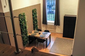 Dining - Cozy 1-bedroom apartment in Vienna with garage (Wien)