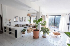 Smart TV - Ixtapa · Confort cerca del mar (Ixtapa Zihuatanejo)