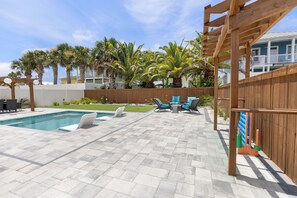 A heated pool - New Listing! Private Pool, Putt Putt Green, Bikes Nearby Beach! (Panama City Beach)