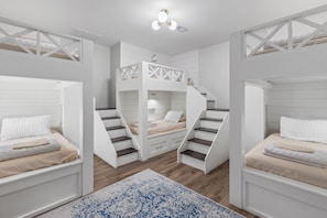 8 bedrooms, desk, iron/ironing board, free WiFi