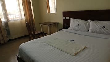 Free WiFi, bed sheets