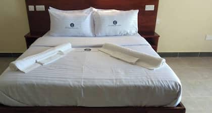 Silver Brooke Hotel Othaya