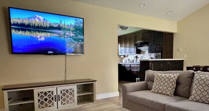 Cozy 4BR Home in Mountain View
