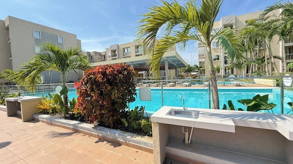 Pool