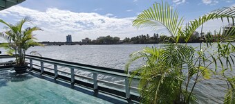 AHHA River Breeze Kampot 