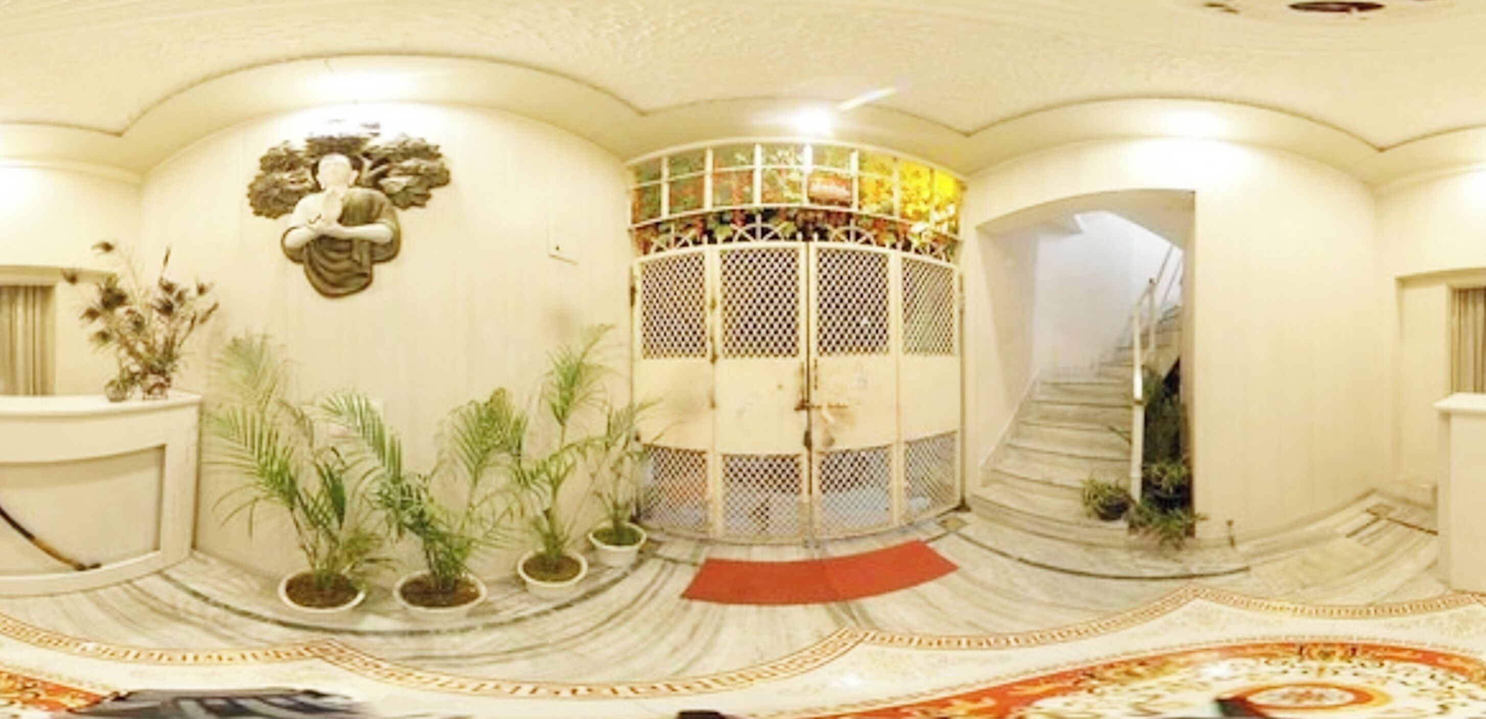 Télévision LED de 30 pouces avec chaînes par câble