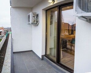 Superior Double Room, Balcony, City View | Terrace/patio - MONOPOLY HOTEL (Odăile)