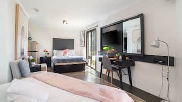 30 bedrooms, iron/ironing board, Internet, bed sheets