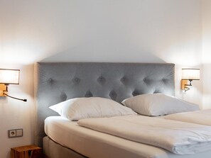 4 bedrooms, Internet - Holiday home with pool & sauna in Tyrol (Ebbs)