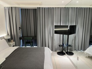 Deluxe Double Room | Laptop workspace, free WiFi - JEJU DSPHERE HOTEL (Jeju-si)