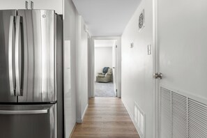 Interior - Cozy newly remodeled condo in the heart of Park City 2 blocks to First Time Lift (Park City)