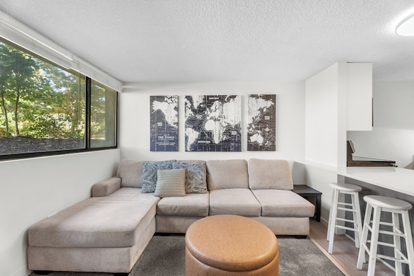 Interior - Cozy newly remodeled condo in the heart of Park City 2 blocks to First Time Lift (Park City)