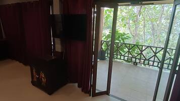 Svit Deluxe - balkong - havsutsikt | Interiör