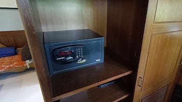 Suite Deluxe, balcon, vue mer | Intérieur