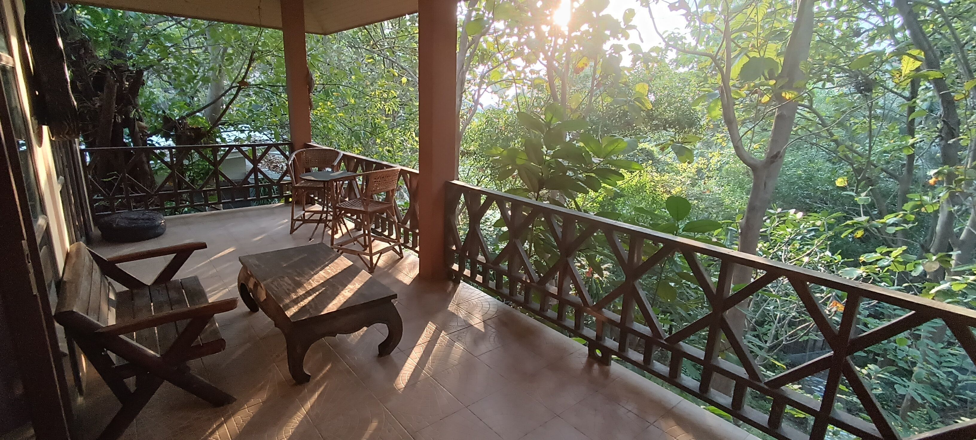 Deluxe Suite, Balcony, Sea View | In-room safe, free WiFi