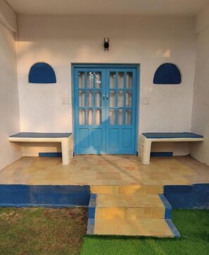 Superior Double Room, Balcony, Garden View | Exterior - Makarios boutique hotel  (Calangute)